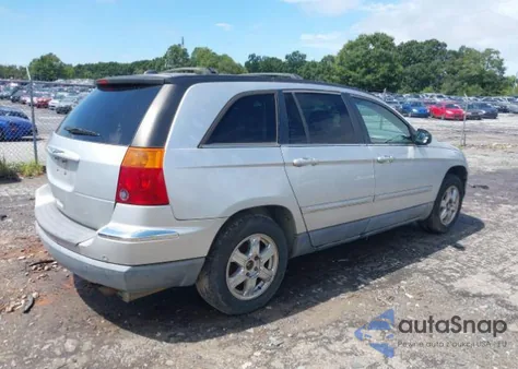 2005 Chrysler Pacifica Touring z USA, uszkodzony, nr VIN 2C8GM68455R518453